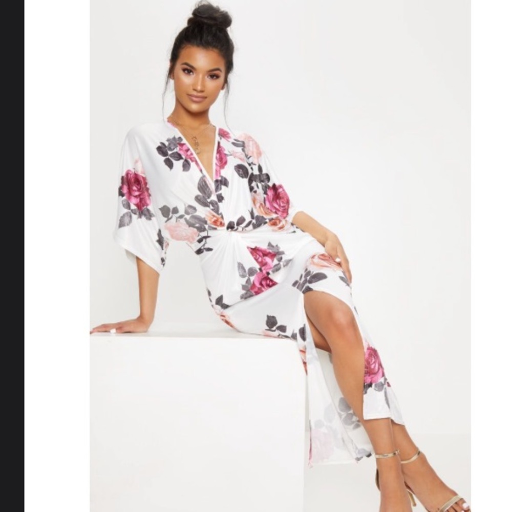 🌸White Floral Dress🌼